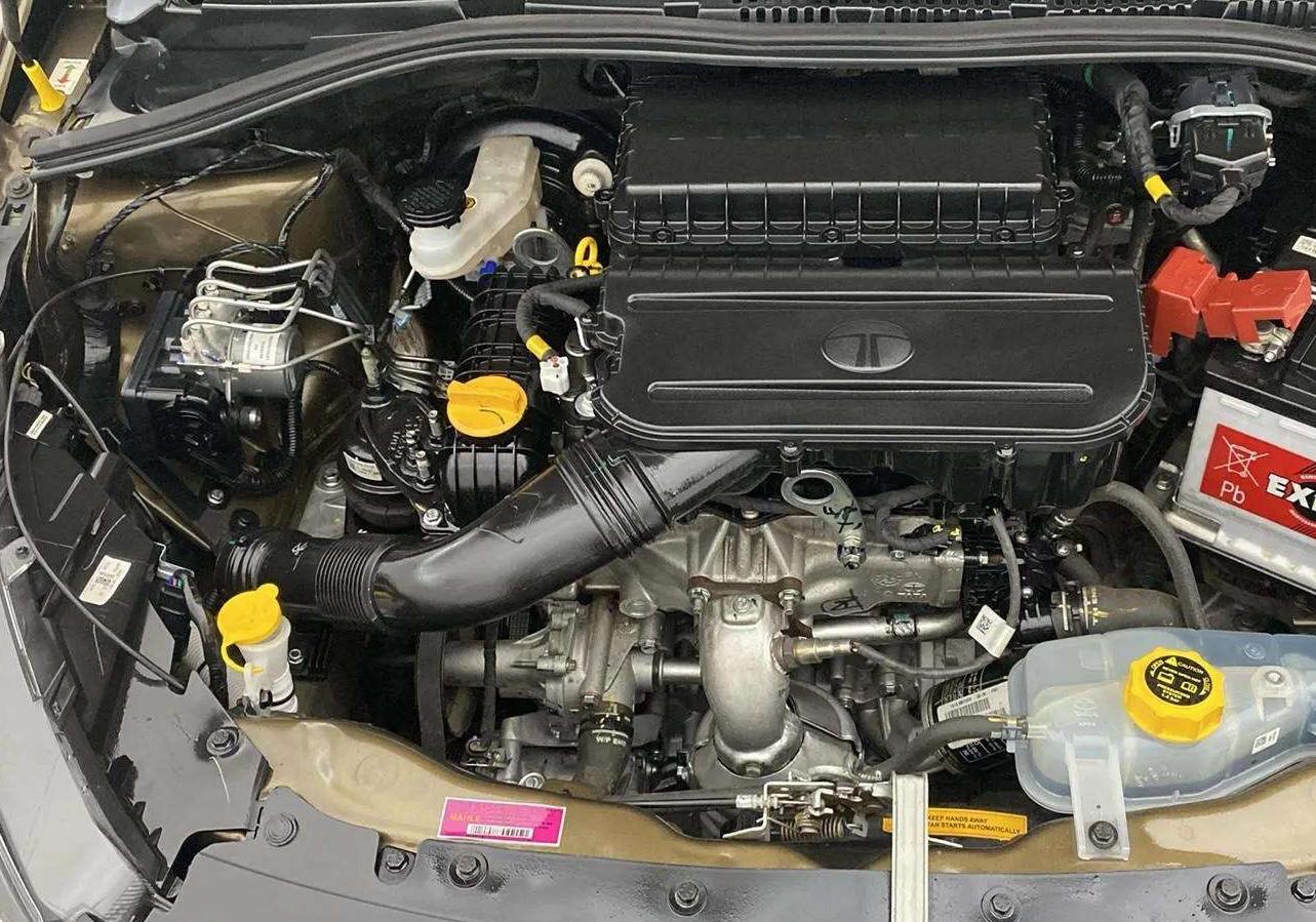 2024 Tata TIGOR XZA Plus iCNG , CNG, Automatic, 4,056 km, Engine View - Right