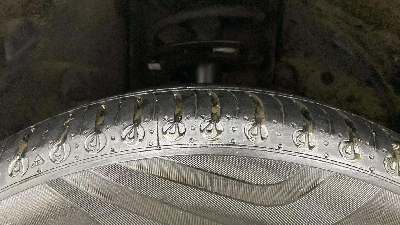 2024 Tata TIGOR XZA Plus iCNG , CNG, Automatic, 4,056 km, Left Front Tyre Tread