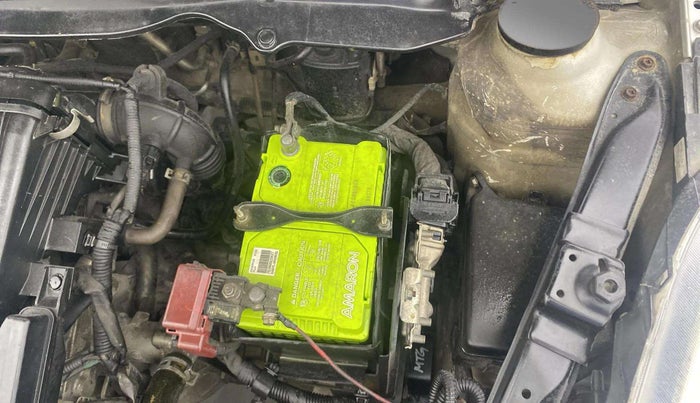 2014 Maruti Swift Dzire VXI, Petrol, Manual, 1,00,563 km, Engine View - Left