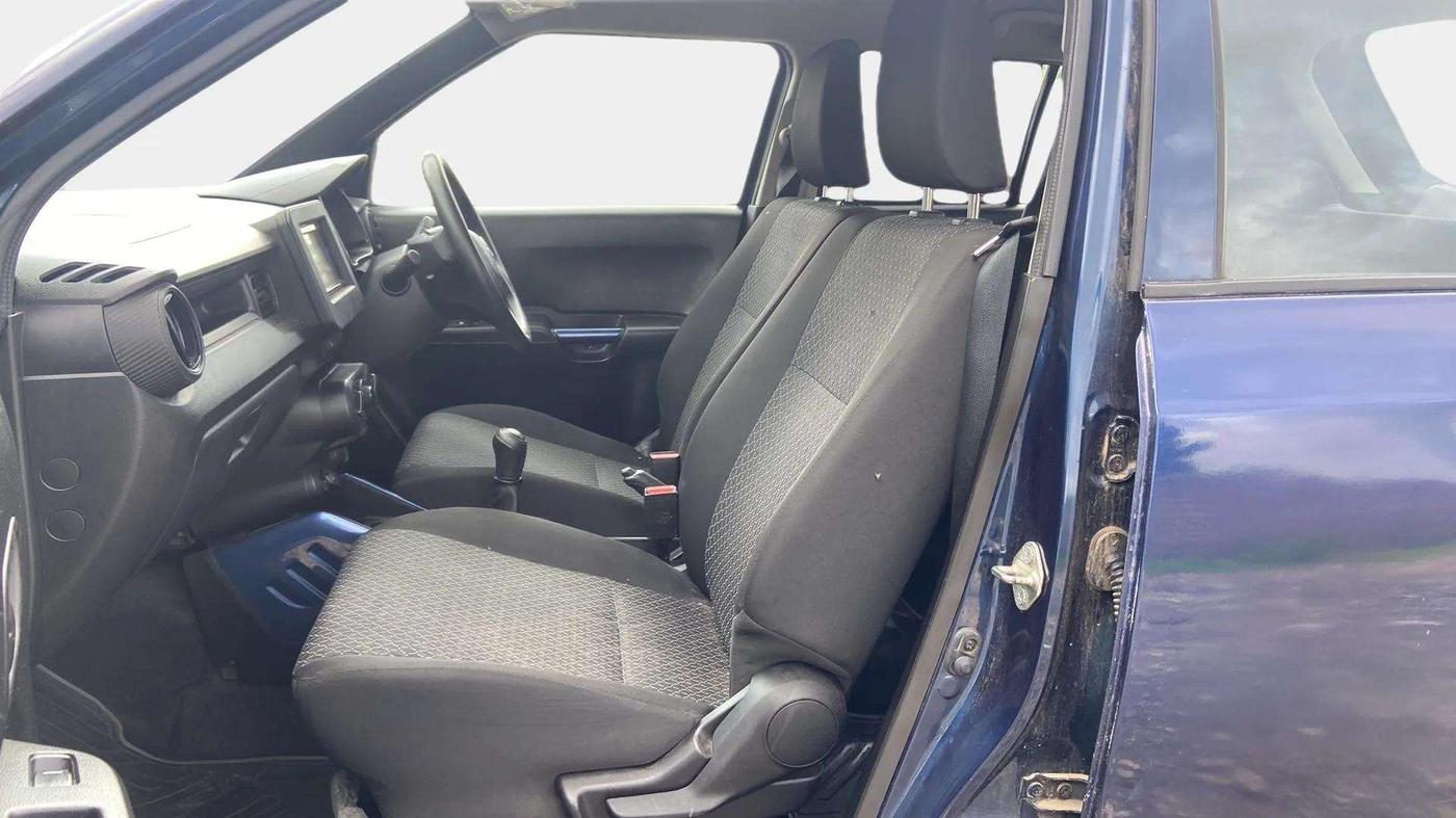 2022 Maruti IGNIS SIGMA 1.2, Petrol, Manual, 33,388 km, Right Side Front Door Cabin