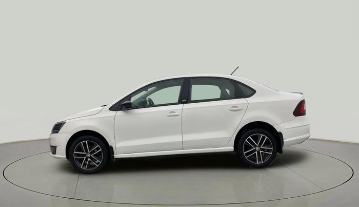 2017 Skoda Rapid STYLE 1.6 MPI AT, Petrol, Automatic, 29,914 km, Left Side