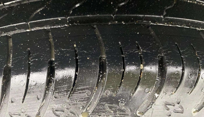 2022 Renault Kiger RXT (O) TURBO MT, Petrol, Manual, 15,569 km, Right Rear Tyre Tread