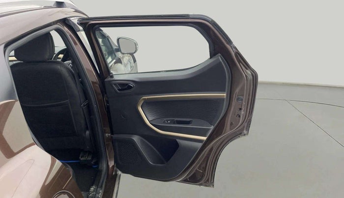 2022 Renault Kiger RXT (O) TURBO MT, Petrol, Manual, 15,569 km, RHS Rear Door