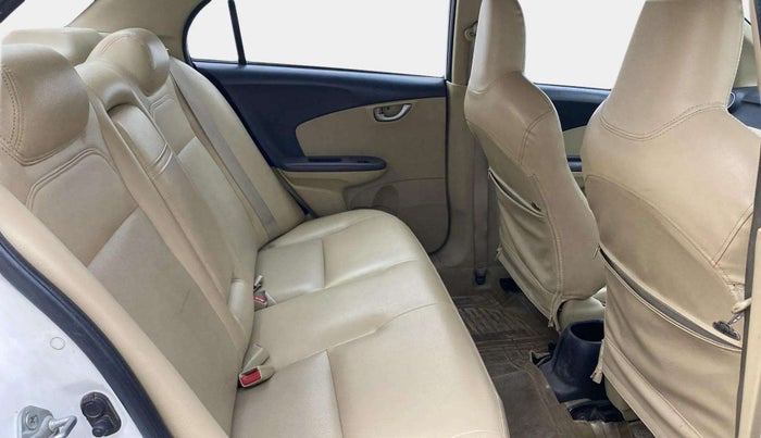 2013 Honda Amaze 1.2L I-VTEC VX, CNG, Manual, 60,401 km, Right Side Rear Door Cabin