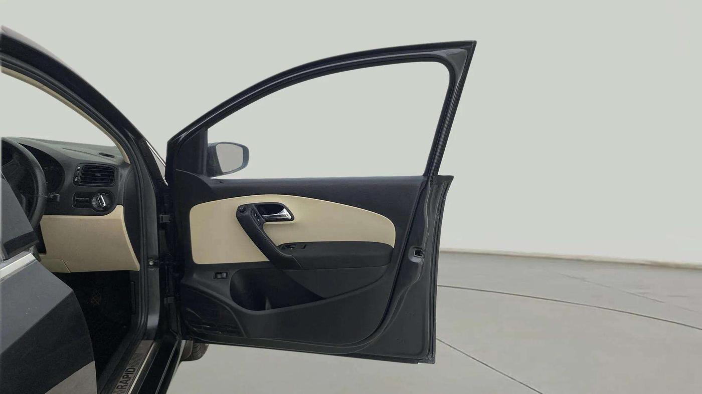2019 Skoda Rapid 1.6 MPI ACTIVE, Petrol, Manual, 24,987 km, RHS Front Door