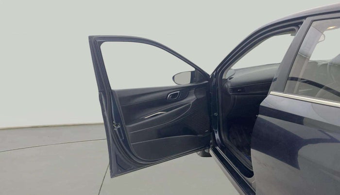 2022 Hyundai NEW I20 ASTA (O) 1.2 MT, CNG, Manual, 50,564 km, LHS Front Door