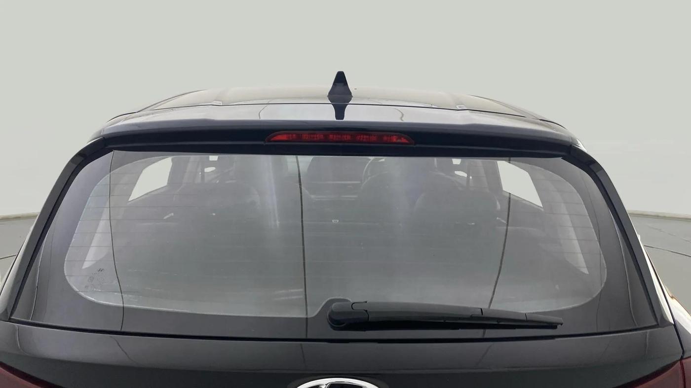 2022 Hyundai NEW I20 ASTA (O) 1.2 MT, CNG, Manual, 50,564 km, Rear Windshield