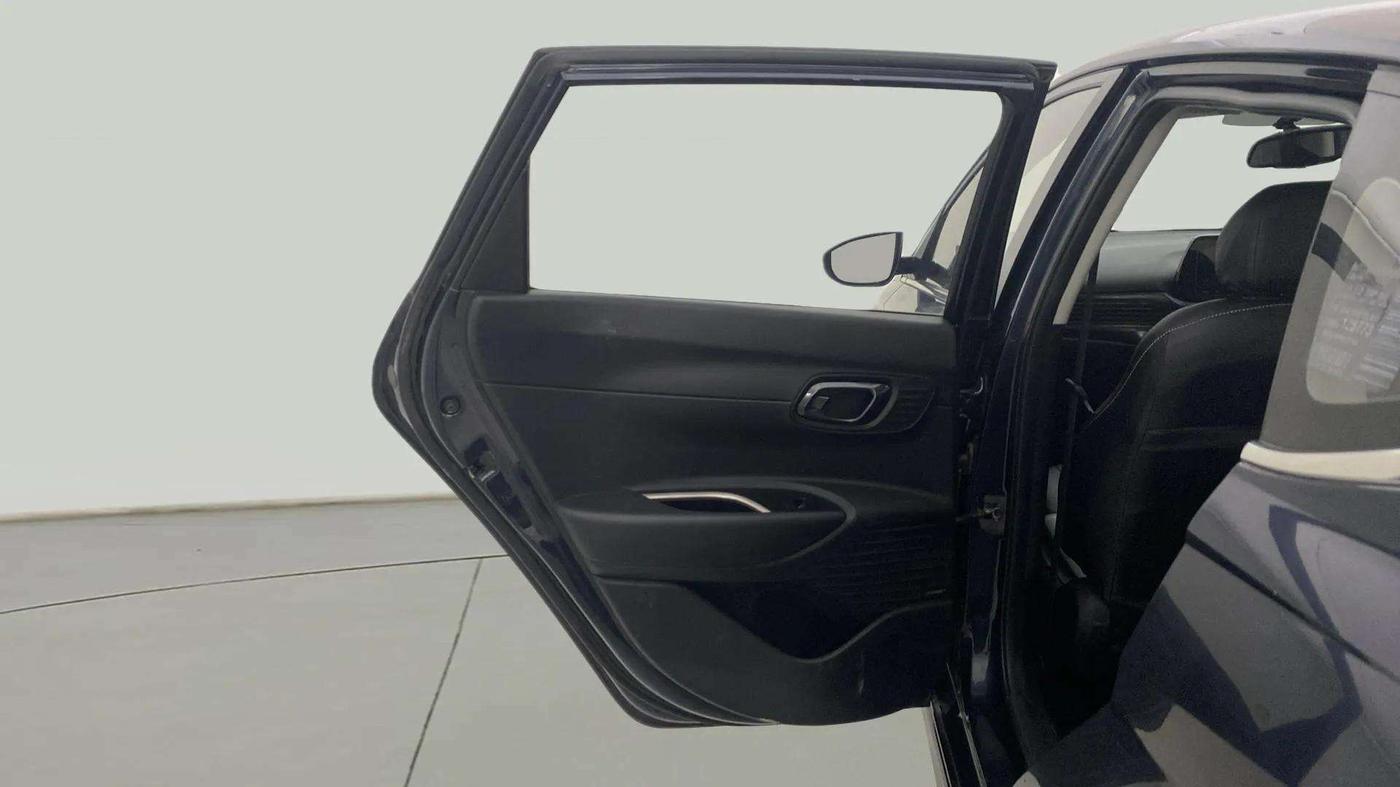 2022 Hyundai NEW I20 ASTA (O) 1.2 MT, CNG, Manual, 50,564 km, LHS Rear Door