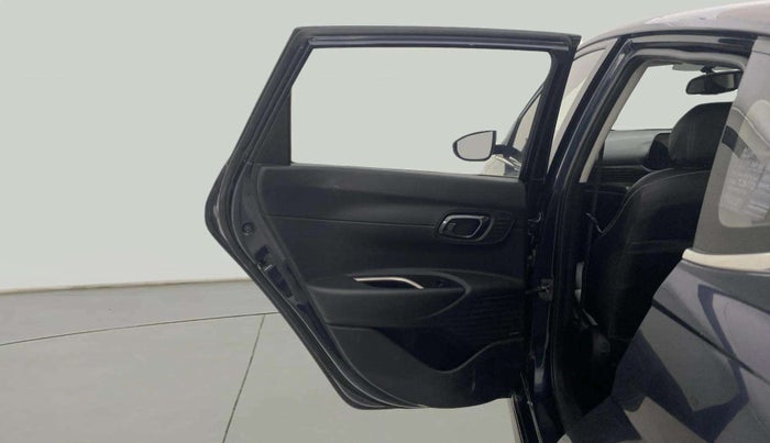 2022 Hyundai NEW I20 ASTA (O) 1.2 MT, CNG, Manual, 50,564 km, LHS Rear Door