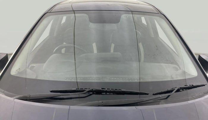 2022 Hyundai NEW I20 ASTA (O) 1.2 MT, CNG, Manual, 50,564 km, Front Windshield