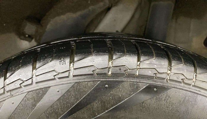 2019 Hyundai VENUE SX PLUS 1.0 TURBO DCT, Petrol, Automatic, 75,150 km, Left Rear Tyre Tread
