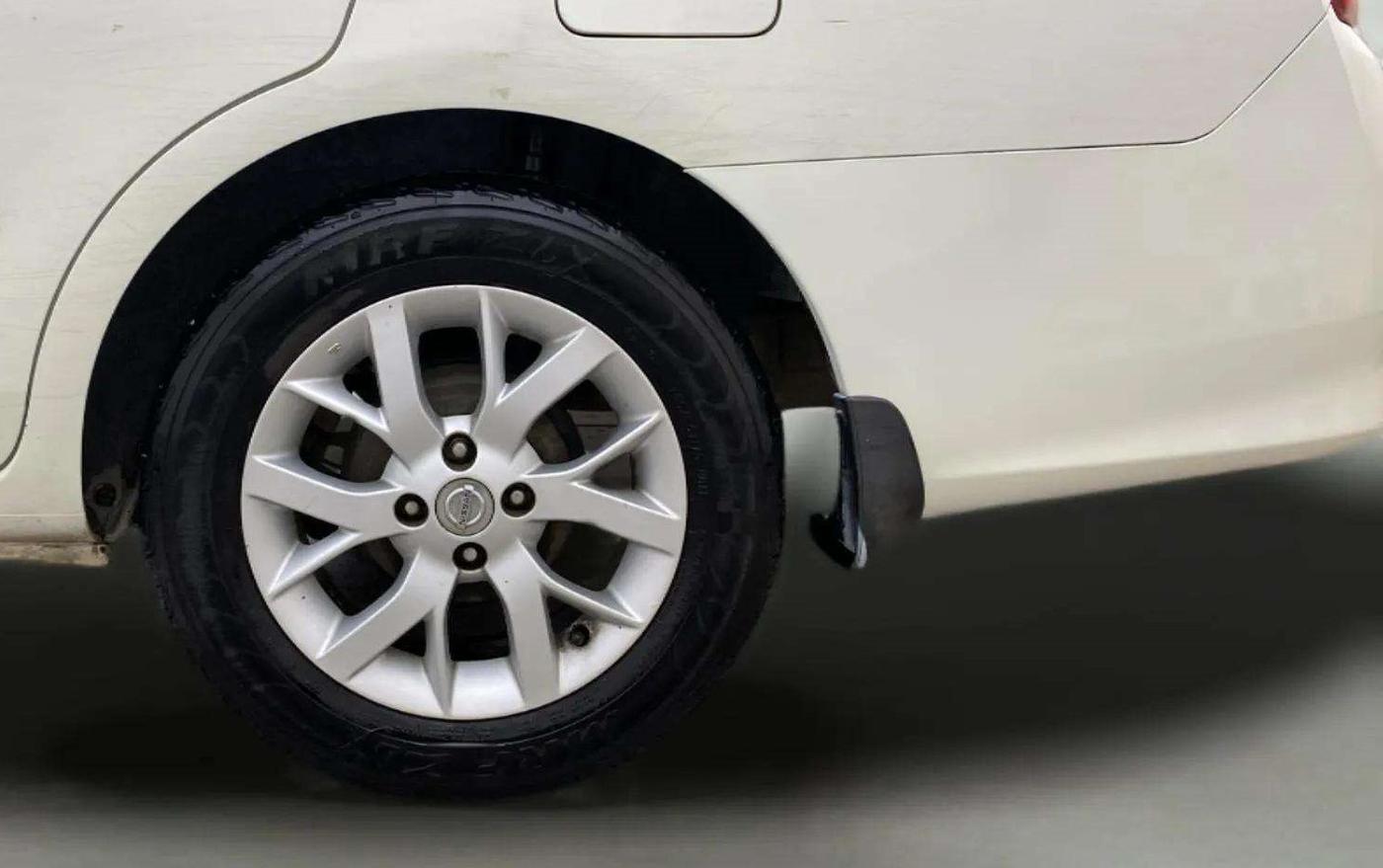 2018 Nissan Sunny XV CVT, Petrol, Automatic, 56,393 km, Left Rear Wheel