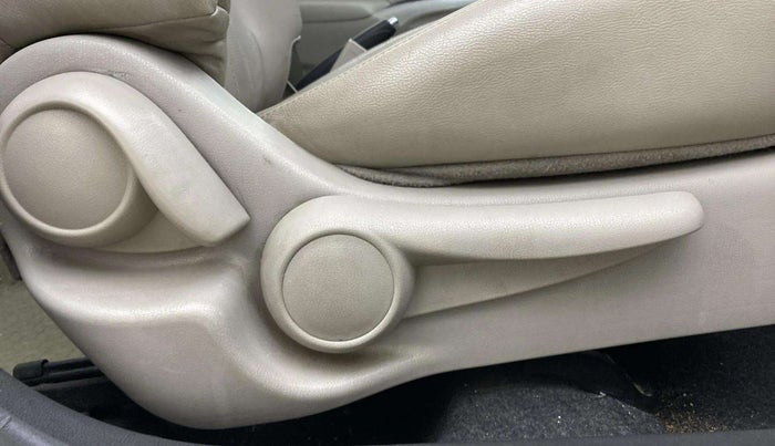 2018 Nissan Sunny XV CVT, Petrol, Automatic, 55,886 km, Driver Side Adjustment Panel