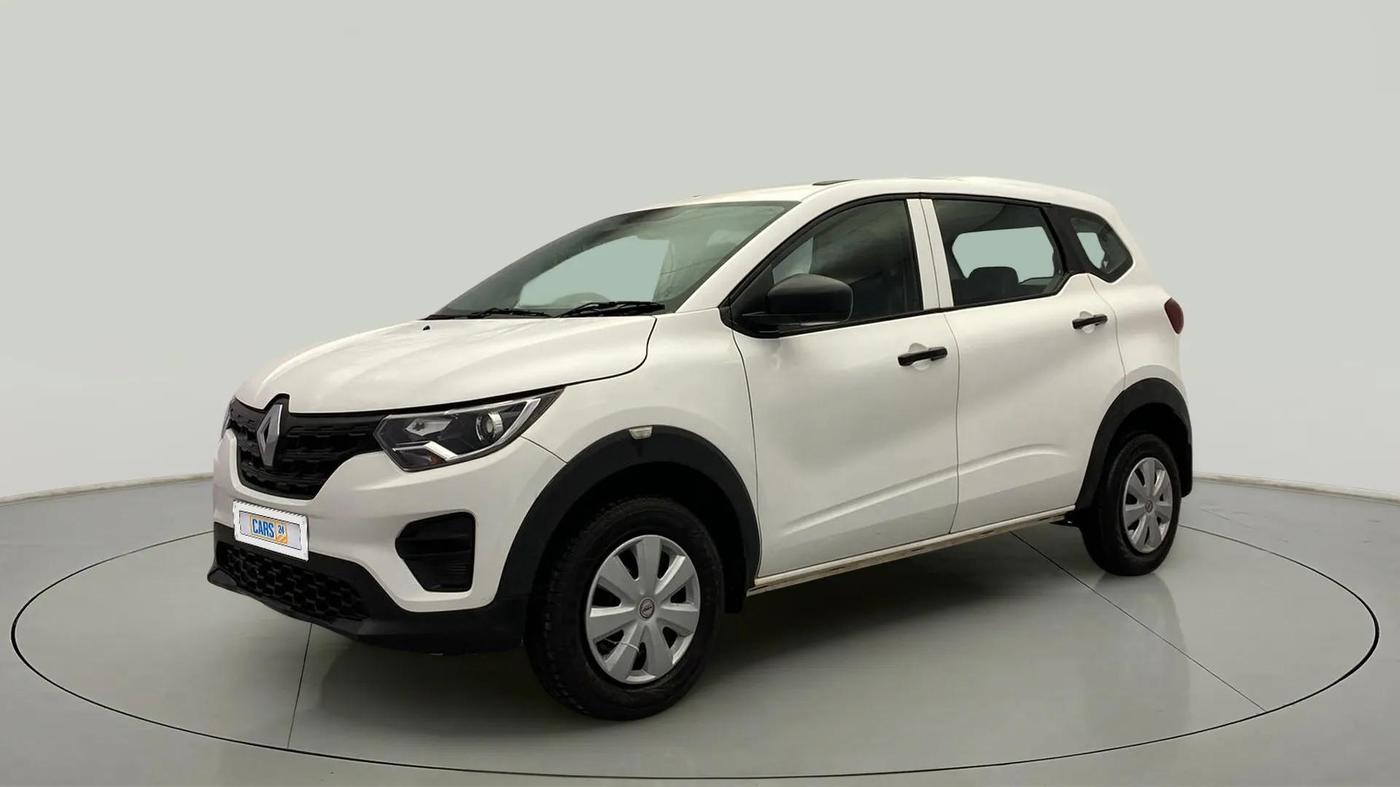 2022 Renault TRIBER RXE MT, Petrol, Manual, 39,152 km, Left Front Diagonal