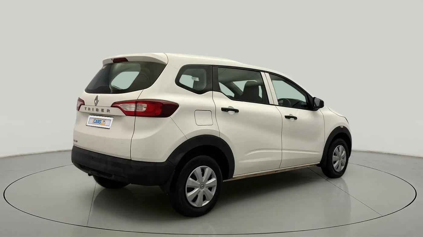 2022 Renault TRIBER RXE MT, Petrol, Manual, 39,152 km, Right Back Diagonal