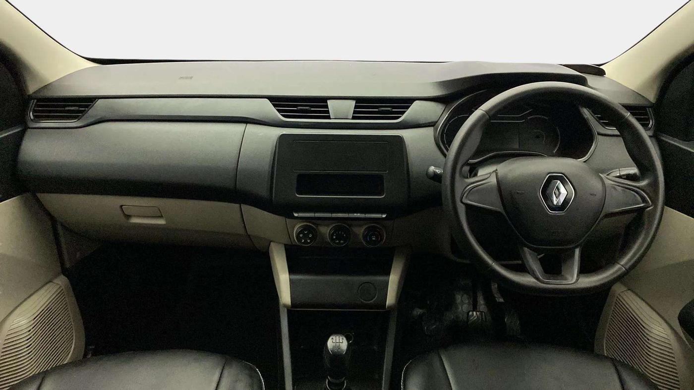 2022 Renault TRIBER RXE MT, Petrol, Manual, 39,152 km, Dashboard