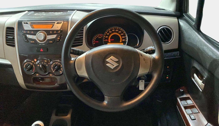 2016 Maruti Wagon R 1.0 VXI, Petrol, Manual, 54,996 km, Steering Wheel Close Up