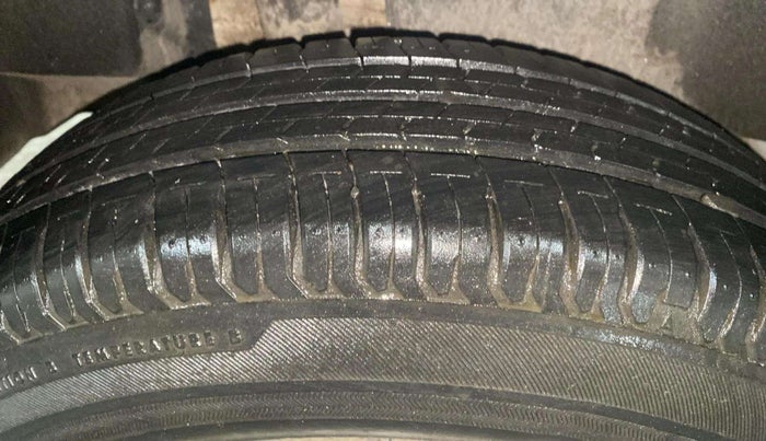 2019 Maruti Dzire VXI, Petrol, Manual, 15,946 km, Right Rear Tyre Tread