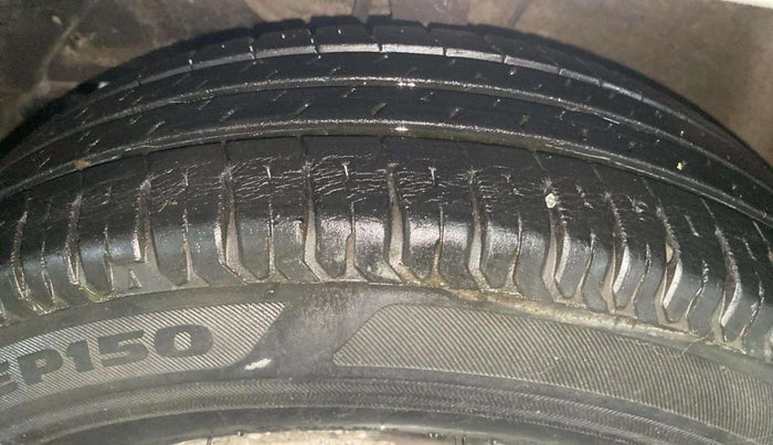 2019 Maruti Dzire VXI, Petrol, Manual, 15,946 km, Left Front Tyre Tread