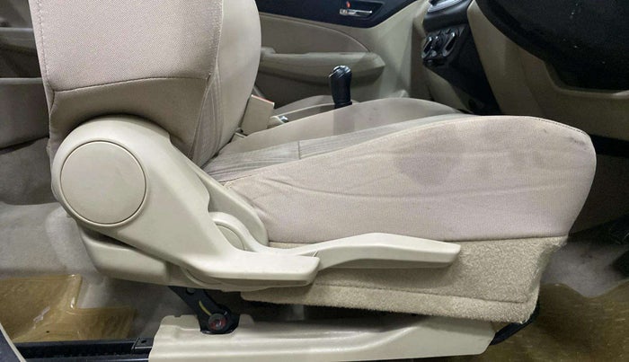 2019 Maruti Dzire VXI, Petrol, Manual, 15,946 km, Driver Side Adjustment Panel