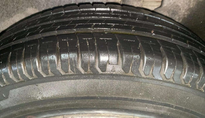 2019 Maruti Dzire VXI, Petrol, Manual, 15,946 km, Left Rear Tyre Tread
