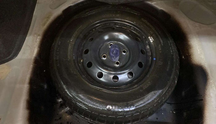 2019 Maruti Dzire VXI, Petrol, Manual, 15,946 km, Spare Tyre