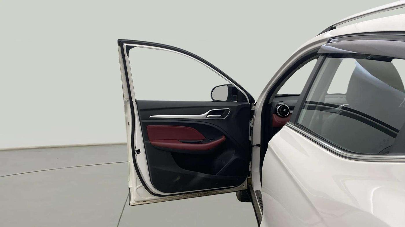 2023 MG ASTOR SAVVY 1.3 TURBO AT S RED, Petrol, Automatic, 26,124 km, LHS Front Door