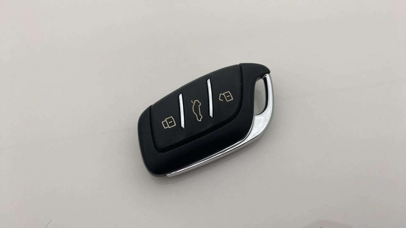 2023 MG ASTOR SAVVY 1.3 TURBO AT S RED, Petrol, Automatic, 26,124 km, Key Close Up