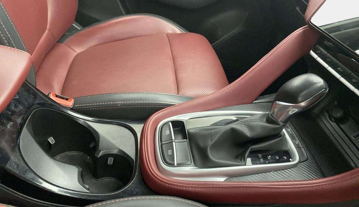 2023 MG ASTOR SAVVY 1.3 TURBO AT S RED, Petrol, Automatic, 26,124 km, Gear Lever