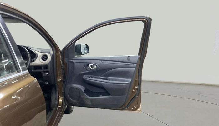 2019 Datsun Go Plus T(O), CNG, Manual, 41,490 km, RHS Front Door