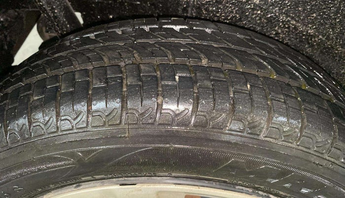 2016 Maruti Wagon R 1.0 VXI, Petrol, Manual, 17,636 km, Right Rear Tyre Tread