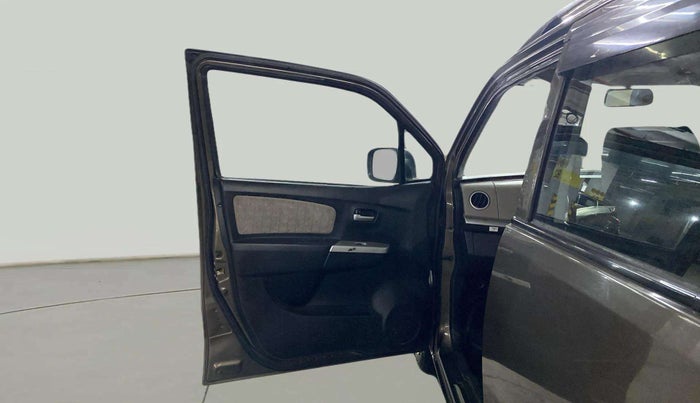 2016 Maruti Wagon R 1.0 VXI, Petrol, Manual, 17,636 km, LHS Front Door
