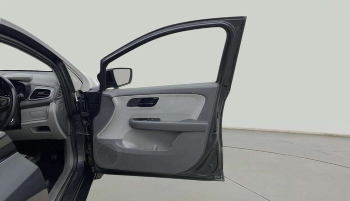 2020 Tata ALTROZ XE PETROL, Petrol, Manual, 71,035 km, RHS Front Door