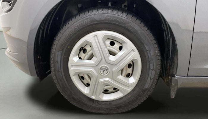 2020 Tata ALTROZ XE PETROL, Petrol, Manual, 71,035 km, Left Front Wheel