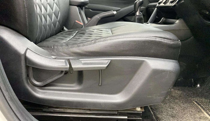 2022 KIA SELTOS HTE 1.5 PETROL, Petrol, Manual, 85,720 km, Driver Side Adjustment Panel