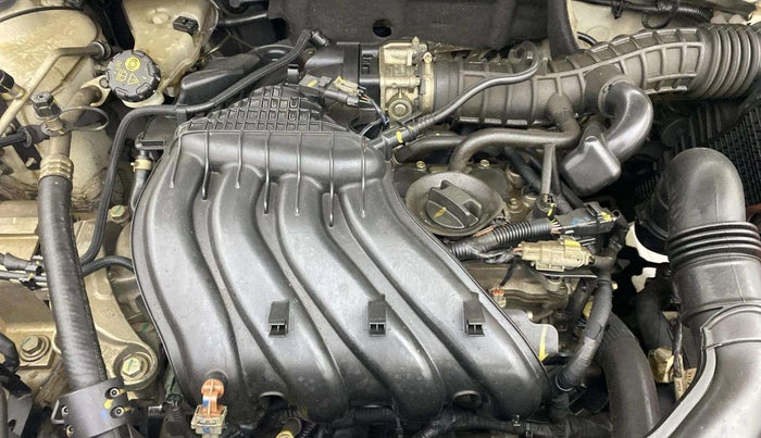 2019 Renault Duster RXE PETROL, Petrol, Manual, 34,127 km, Engine View