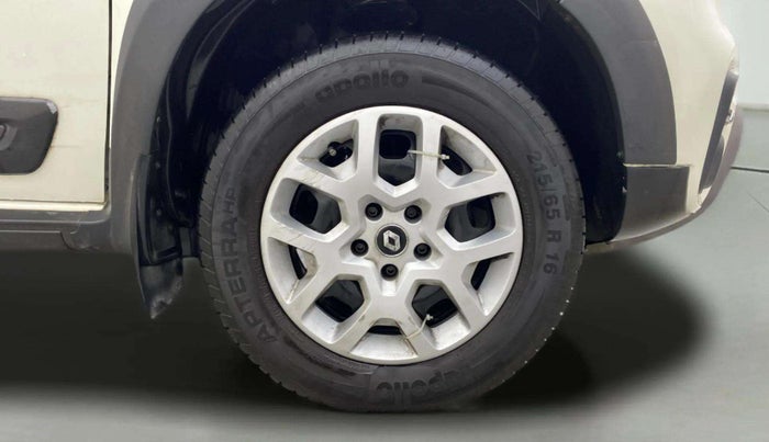 2019 Renault Duster RXE PETROL, Petrol, Manual, 34,127 km, Right Front Wheel