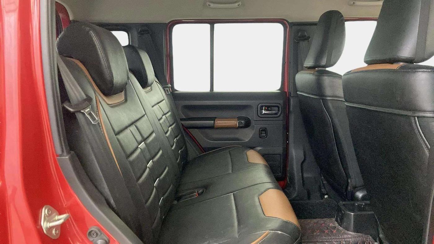 2023 Maruti JIMNY ALPHA ALL GRIP PRO MT DUAL TONE, CNG, Manual, 32,729 km, Right Side Rear Door Cabin