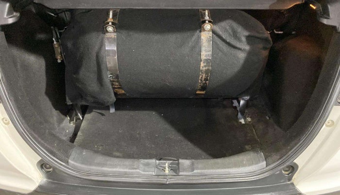 2019 Honda WR-V 1.2L I-VTEC VX MT, CNG, Manual, 33,786 km, Boot Open Zoomed View