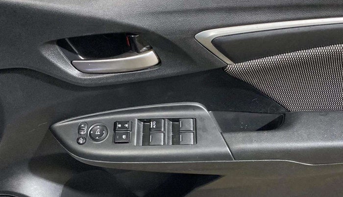 2019 Honda WR-V 1.2L I-VTEC VX MT, CNG, Manual, 33,786 km, Driver Side Door Panels Control