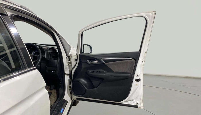 2019 Honda WR-V 1.2L I-VTEC VX MT, CNG, Manual, 33,786 km, RHS Front Door