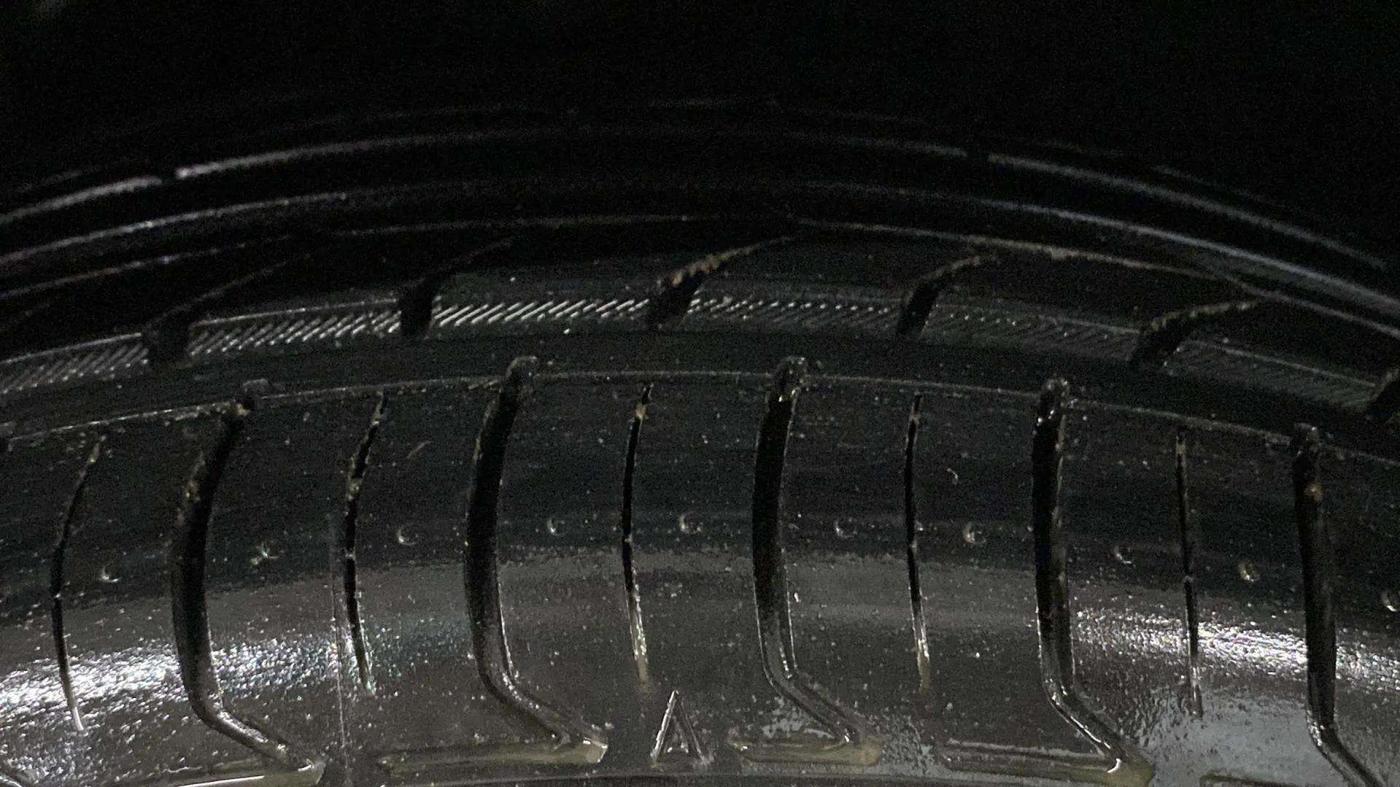 2019 Honda WR-V 1.2L I-VTEC VX MT, CNG, Manual, 33,786 km, Left Front Tyre Tread
