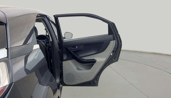 2019 Tata NEXON XM DIESEL, Diesel, Manual, 52,392 km, RHS Rear Door