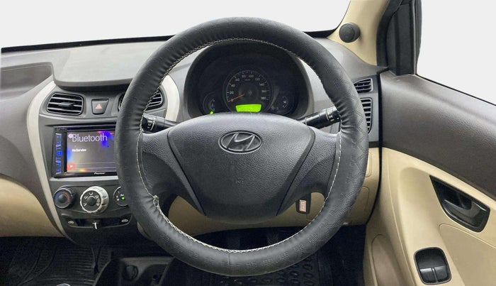 2016 Hyundai Eon ERA PLUS (O), Petrol, Manual, 26,608 km, Steering Wheel Close Up