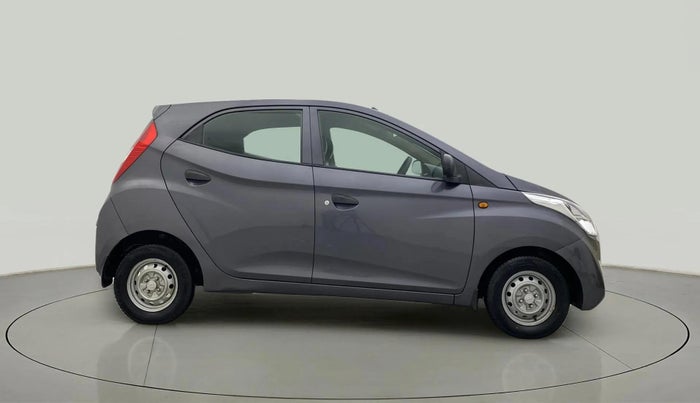 2016 Hyundai Eon ERA PLUS (O), Petrol, Manual, 26,608 km, Right Side View