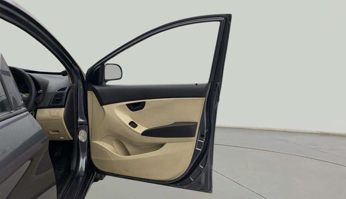 2016 Hyundai Eon ERA PLUS (O), Petrol, Manual, 26,608 km, RHS Front Door