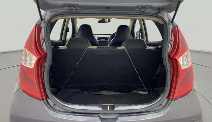 2016 Hyundai Eon ERA PLUS (O), Petrol, Manual, 26,608 km, Boot Inside