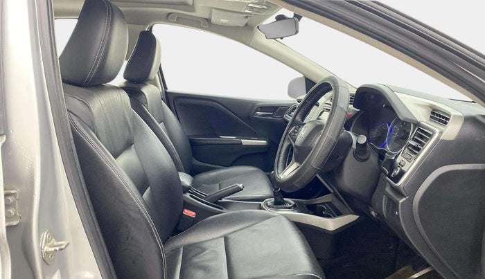 2016 Honda City 1.5L I-VTEC VX (O) MT, Petrol, Manual, 69,887 km, Right Side Front Door Cabin