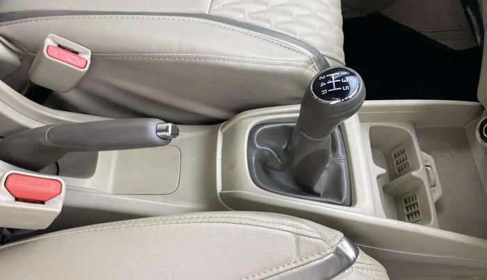 2019 Maruti Ertiga ZXI+ SHVS, Petrol, Manual, 15,606 km, Gear Lever