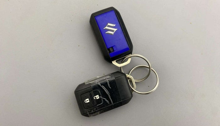2019 Maruti Ertiga ZXI+ SHVS, Petrol, Manual, 15,606 km, Key Close Up